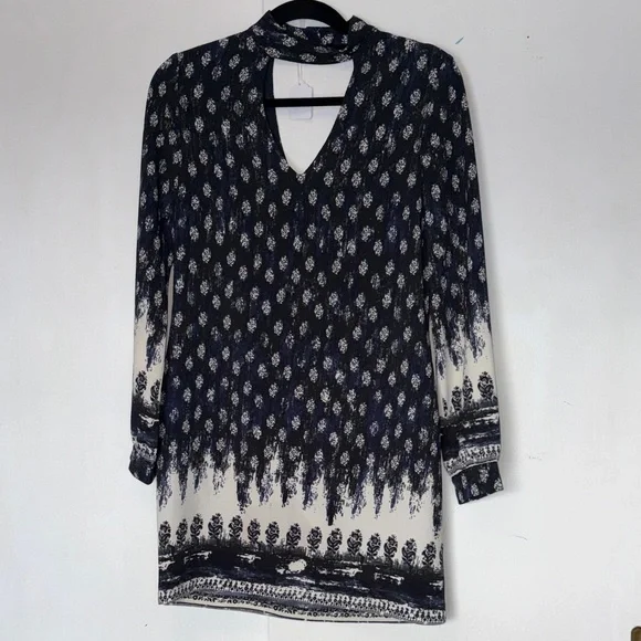 Wayf Elegant Blue and Black Dress - Picture 1 of 9